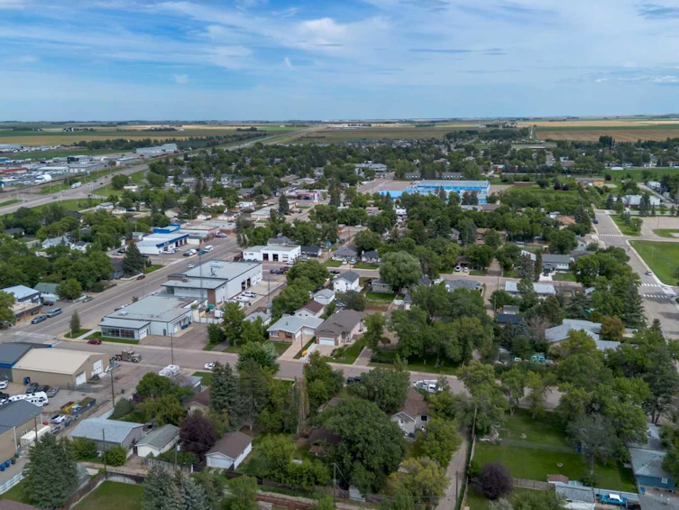 2014 16 Street, Coaldale, AB, T1M 1E6 - 47
