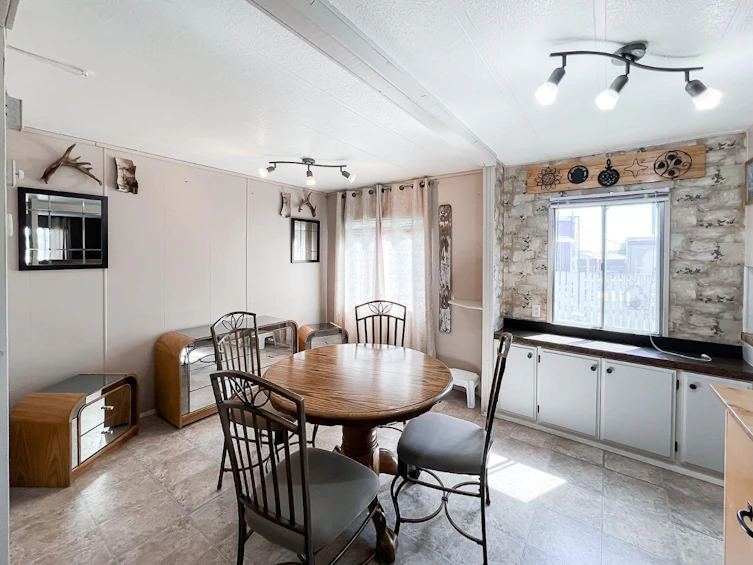 5124 North Avenue, Smoky River M.D., AB, T0H 1G0 - 9