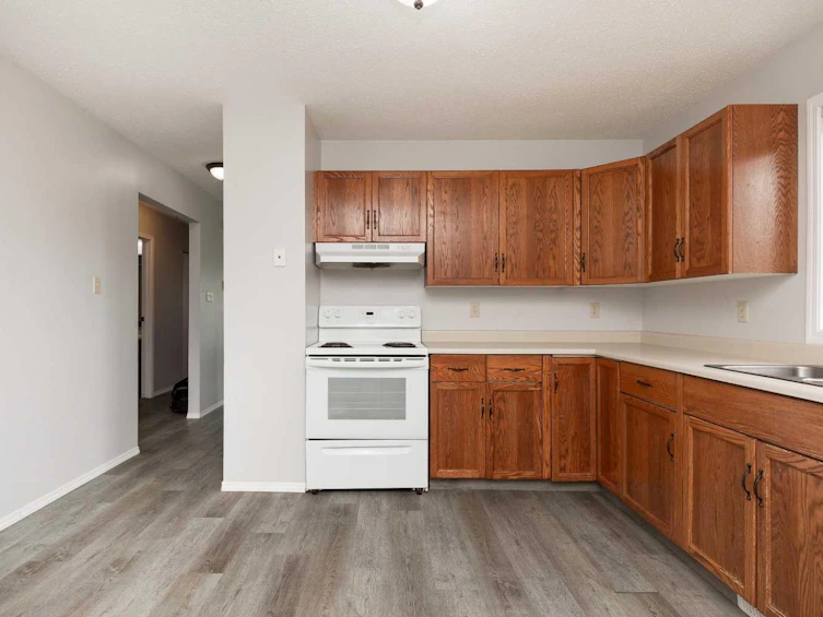 94 Mt Burke Boulevard W, Lethbridge, AB, T1K 6M9 - 6
