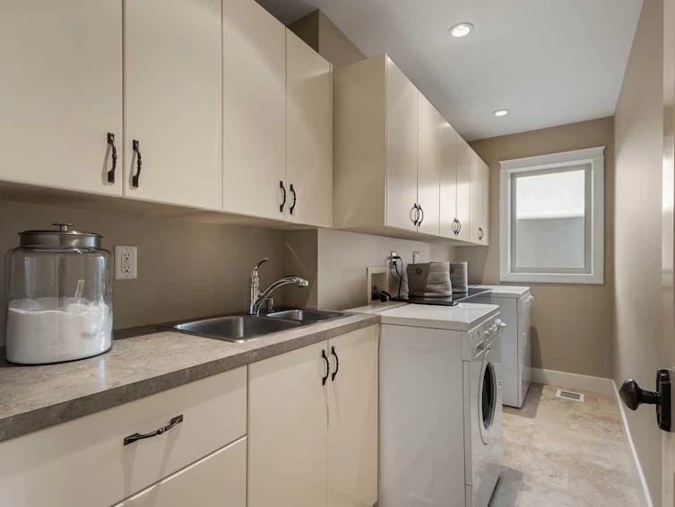 1108 Bellevue Avenue SE, Calgary, AB, T2G 4L1 - 28