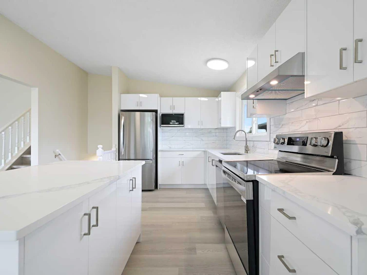 8303 Centre Street NW, Calgary, AB, T3K 1J5 - 8