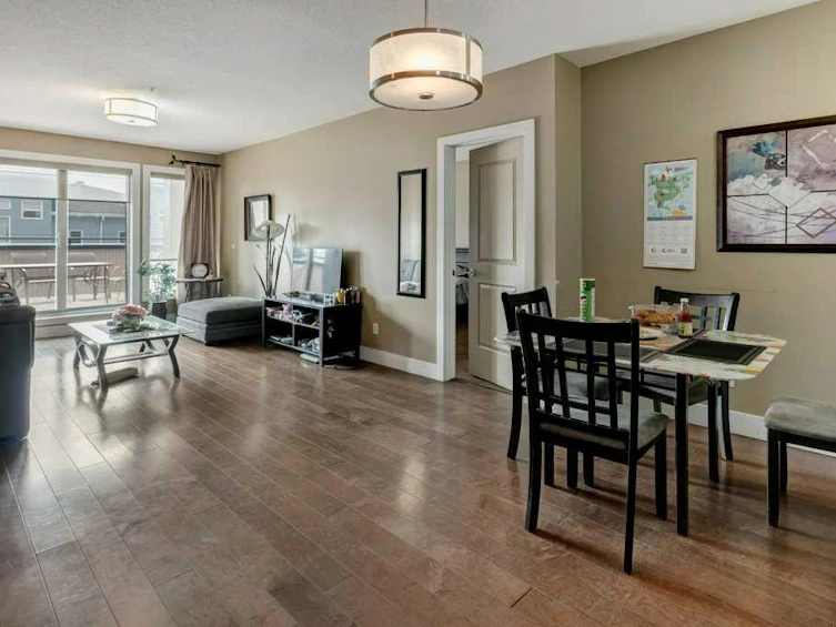215-1899 45 Street NW, Calgary, AB, T3B 4S3 - 8