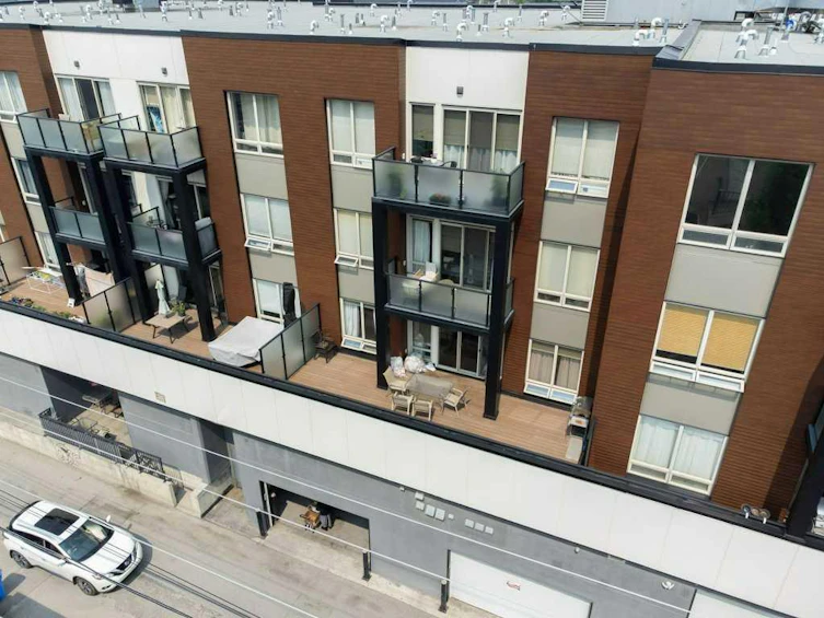 215-1899 45 Street NW, Calgary, AB, T3B 4S3 - 37