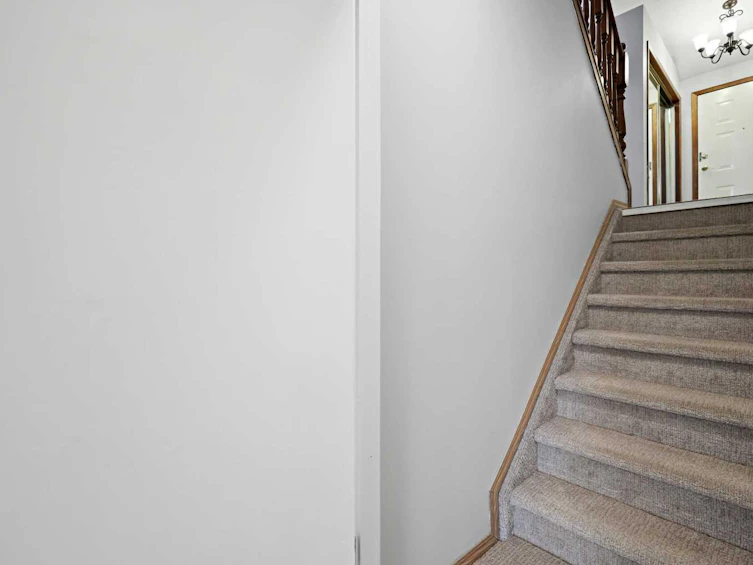 19 Hawkhill Way NW, Calgary, AB, T3G 2T6 - 22