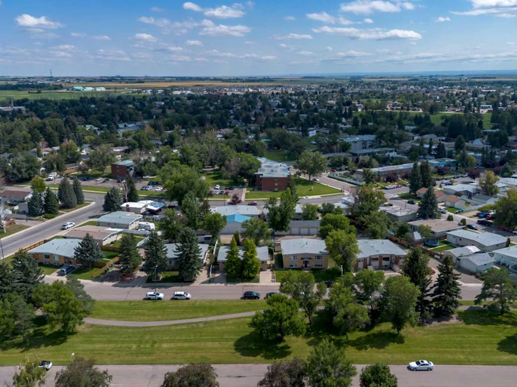 1217 & 1219 Glacier Drive S, Lethbridge, AB, T1K 3G5 - 41