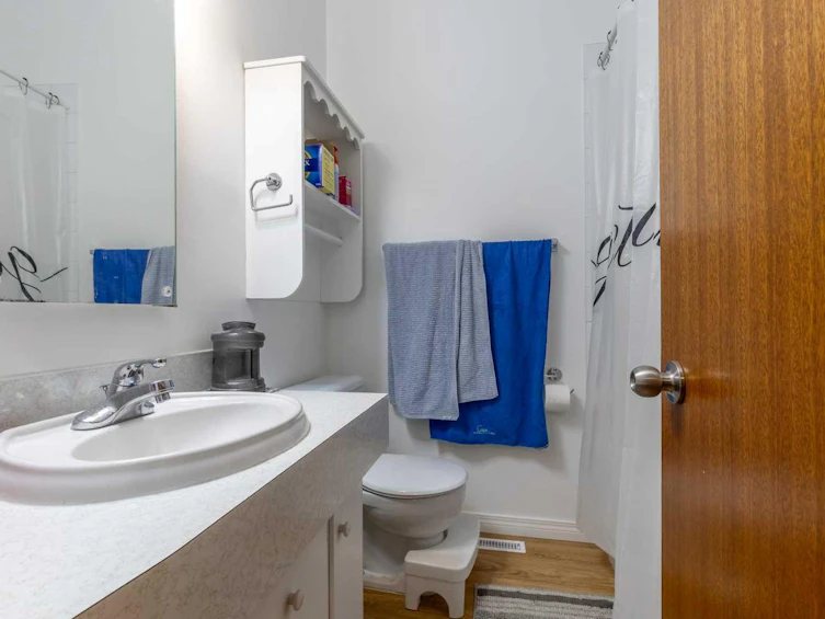 1217 & 1219 Glacier Drive S, Lethbridge, AB, T1K 3G5 - 15