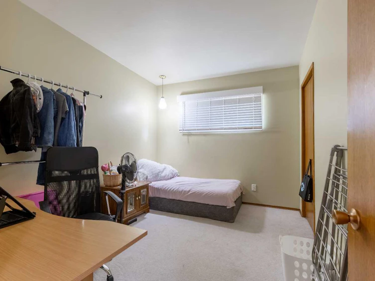 1217 & 1219 Glacier Drive S, Lethbridge, AB, T1K 3G5 - 23