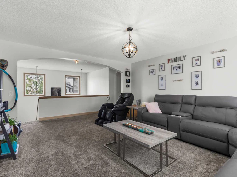 119 Westmount Road, Okotoks, AB, T1S 2J5 - 13
