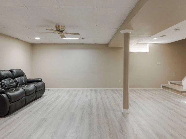 32 Moberly Crescent, Fort Mcmurray, AB, T9H 1G9 - 26