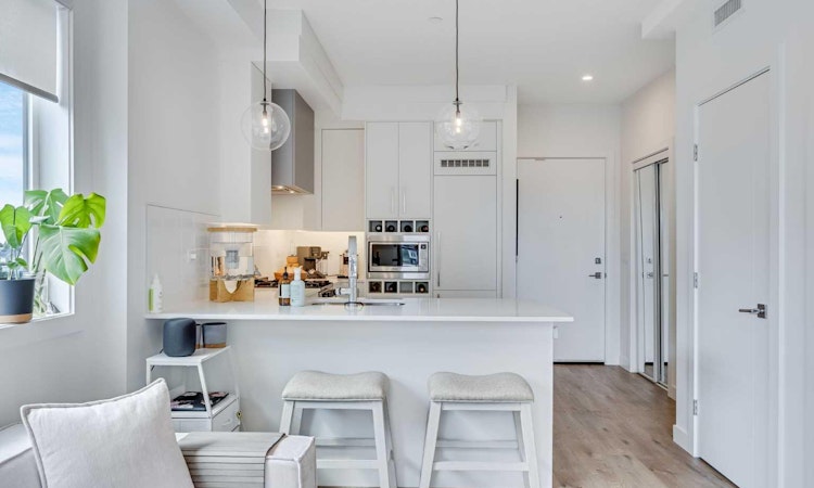 402-8230 Broadcast Avenue
