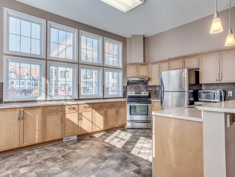 102-70 Royal Oak Plaza NW, Calgary, AB, T3G 0C6 - 23