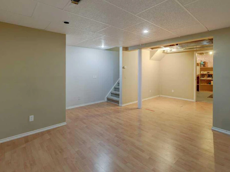 223 Covington Road NE, Calgary, AB, T3K 4G1 - 28