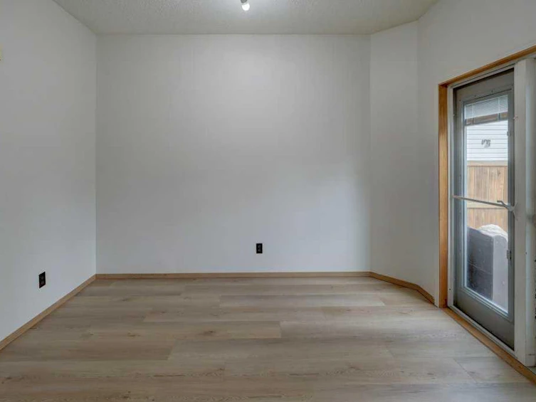 223 Covington Road NE, Calgary, AB, T3K 4G1 - 11