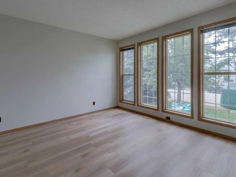 223 Covington Road NE, Calgary, AB, T3K 4G1 - 5