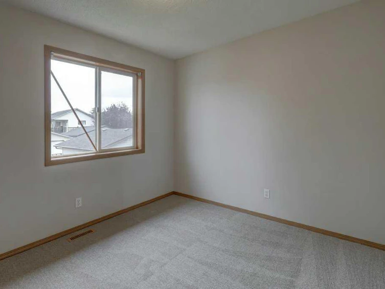 223 Covington Road NE, Calgary, AB, T3K 4G1 - 21