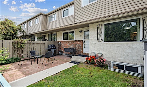 31N-203 Lynnview Road SE, Calgary, AB, T2C 2C6