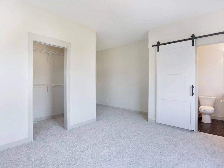 21 Skyview Point Link NE, Calgary, AB, T3N 0L7 - 17