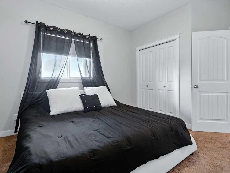 107-81 Willow Road, Blackfalds, AB, T4M 0J2 - 11