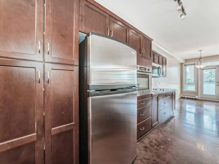 227-3111 34 Avenue NW, Calgary, AB, T2L 0Y2 - 12