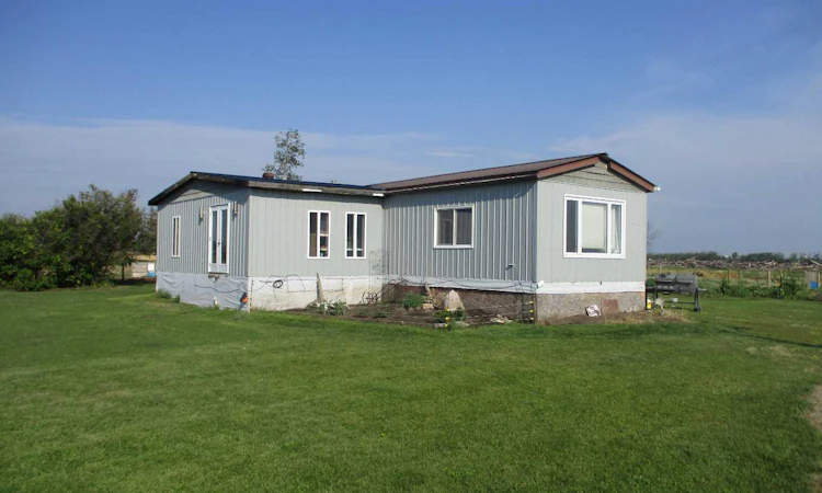 932041 Hwy 35