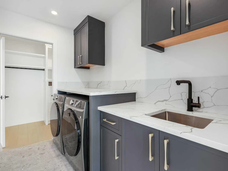 1516 22 Avenue SW, Calgary, AB, T2T 0R5 - 22