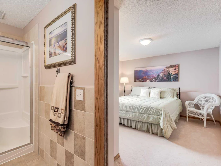 67 Douglas Park Boulevard SE, Calgary, AB, T2Z 2K9 - 25