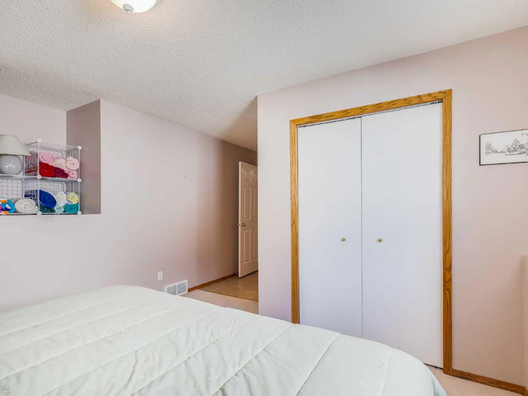 67 Douglas Park Boulevard SE, Calgary, AB, T2Z 2K9 - 28