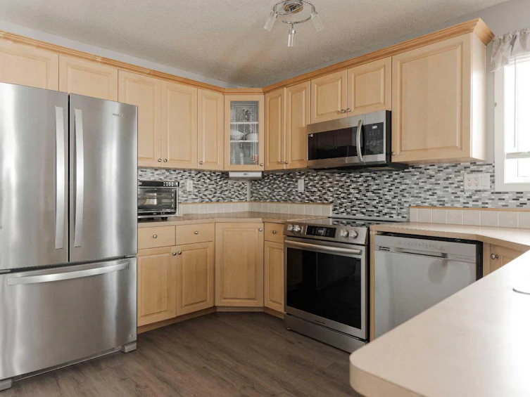 262 Laffont Way, Fort Mcmurray, AB, T9K 2R2 - 7