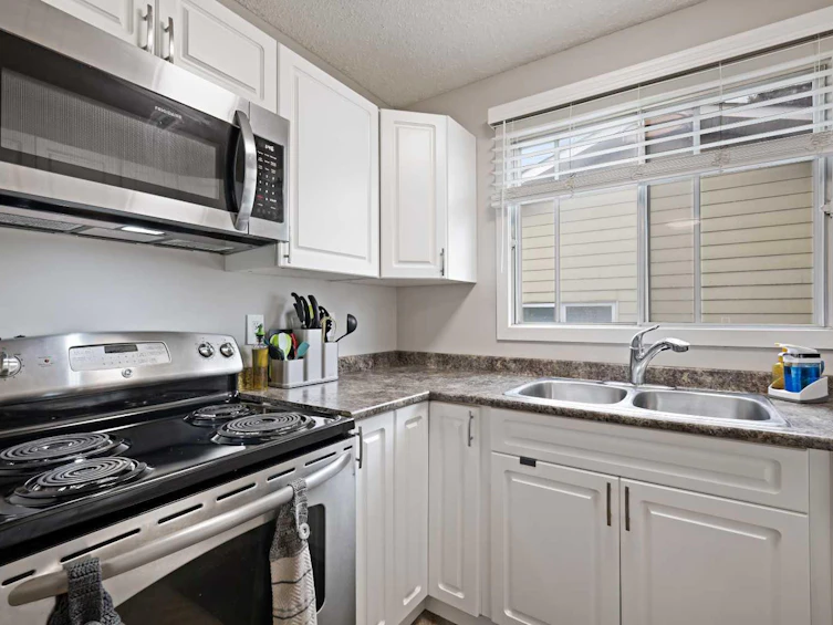 7807 21a Street SE, Calgary, AB, T2C 1Z1 - 10