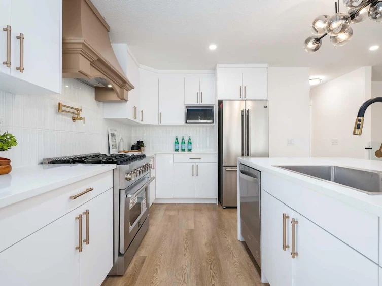 31 Scenic Park Crescent NW, Calgary, AB, T3L 1R7 - 12