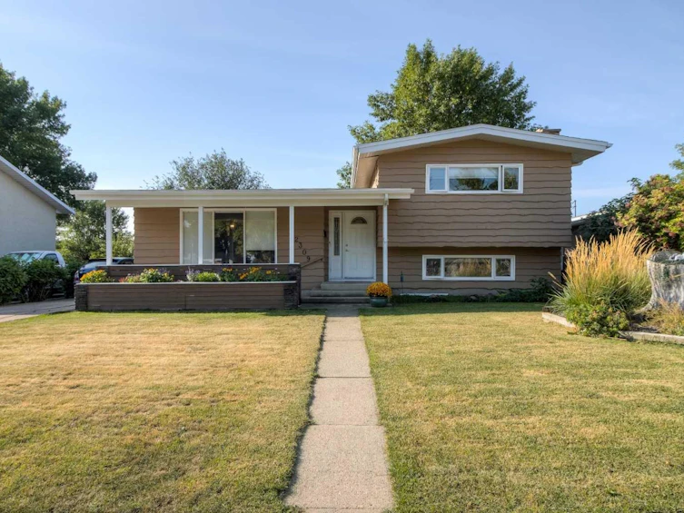 2309 22 Avenue, Coaldale, AB, T1M 1H5