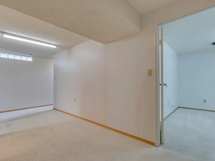 5751 Dalmead Crescent NW, Calgary, AB, T3A 1E8 - 34