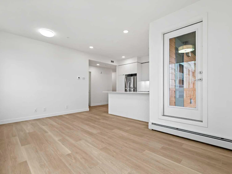 1516-8500 19 Avenue SE, Calgary, AB, T2A 0M8 - 5