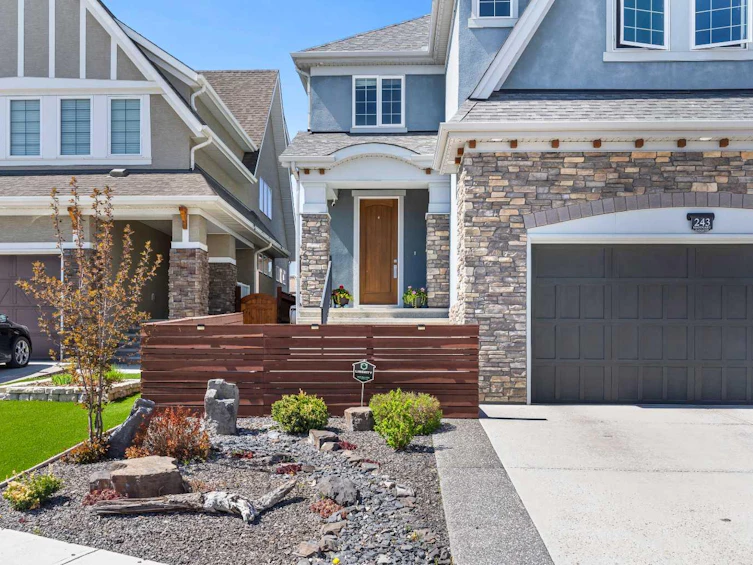 243 Mahogany Landing SE, Calgary, AB, T3M 1V8 - 2