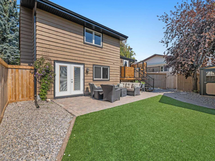 32 Woodbrook Close SW, Calgary, AB, T2W 4E9 - 39