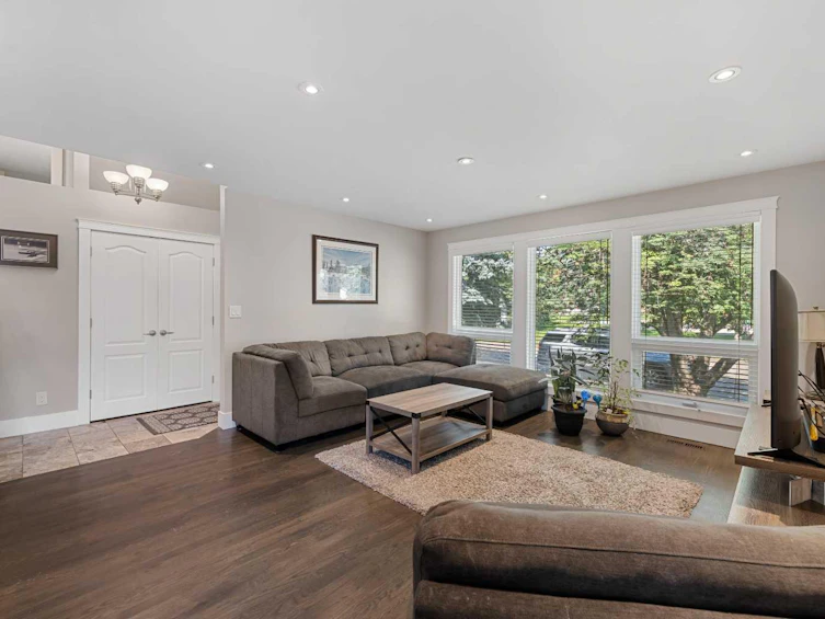 32 Woodbrook Close SW, Calgary, AB, T2W 4E9 - 7
