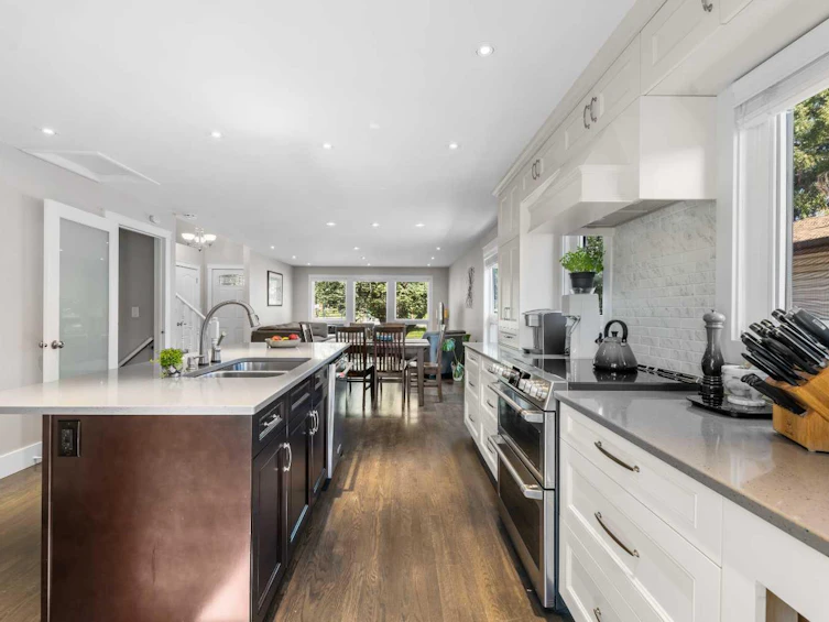 32 Woodbrook Close SW, Calgary, AB, T2W 4E9 - 14
