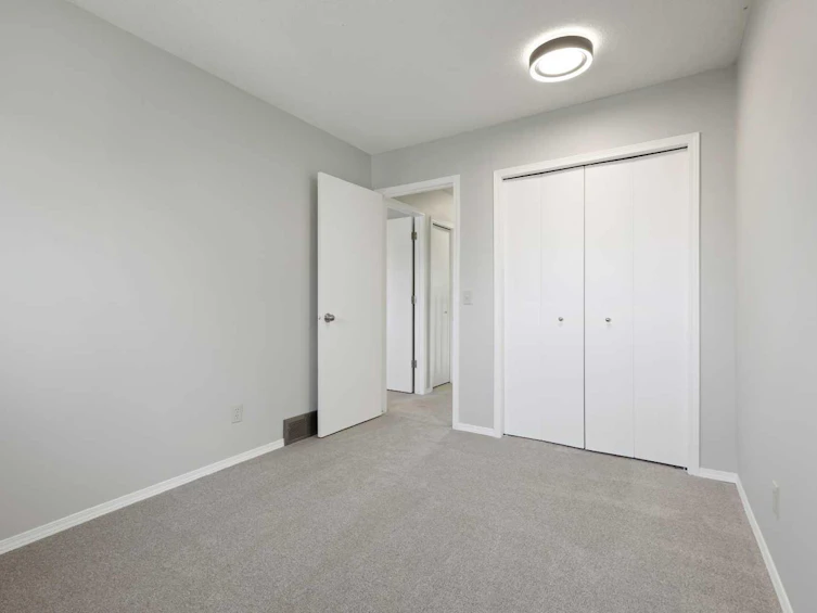 49 Hawktree Circle NW, Calgary, AB, T3G 3M1 - 30