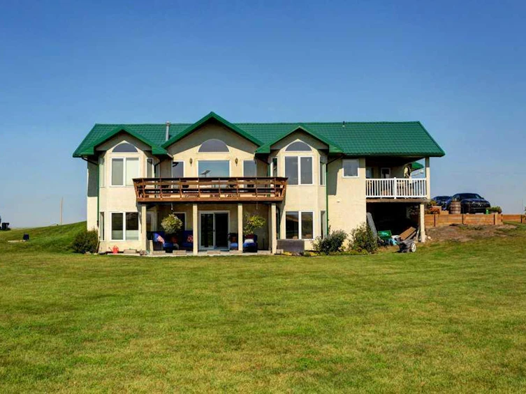 642243 72 Street E, Foothills County, AB, T0L 0P0