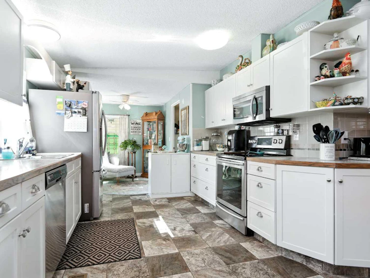 501-37543 England Way, Red Deer County, AB, T4S 2C3 - 16