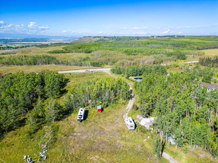 1420 101 Street SW, Calgary, AB, T3H 3Z4 - 6