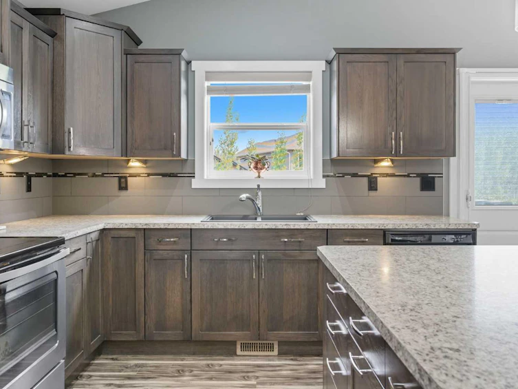 85 Lalor Drive, Red Deer, AB, T4R 0R6 - 11