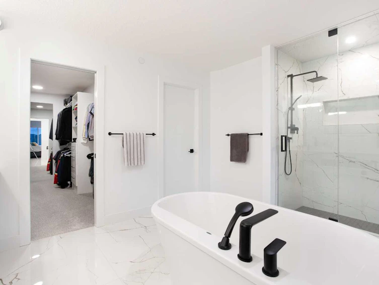 21 Lucas Cove NW, Calgary, AB, T3P 1M4 - 36