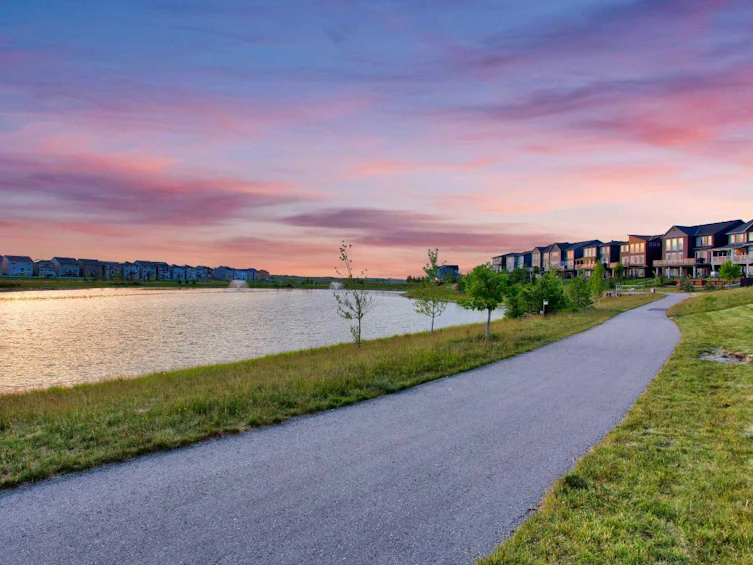 21 Lucas Cove NW, Calgary, AB, T3P 1M4 - 45