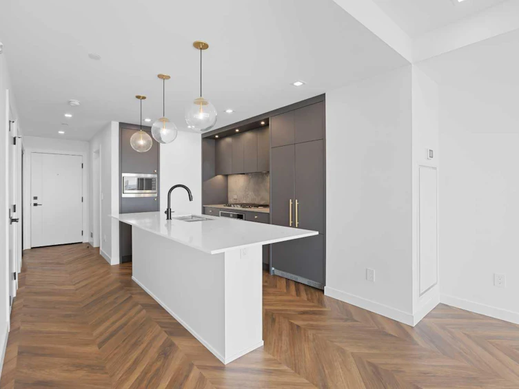 707-8445 Broadcast Avenue SW, Calgary, AB, T3H 6B6 - 7