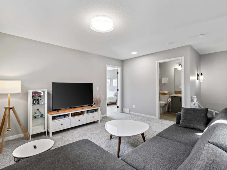 169 Union Avenue SE, Calgary, AB, T3M 3E8 - 21