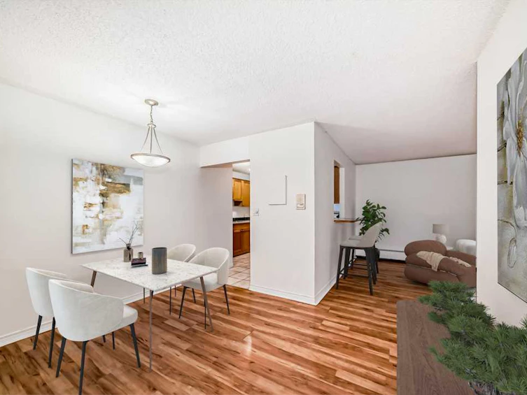 201-1334 12 Avenue SW, Calgary, AB, T3C 3R9 - 3