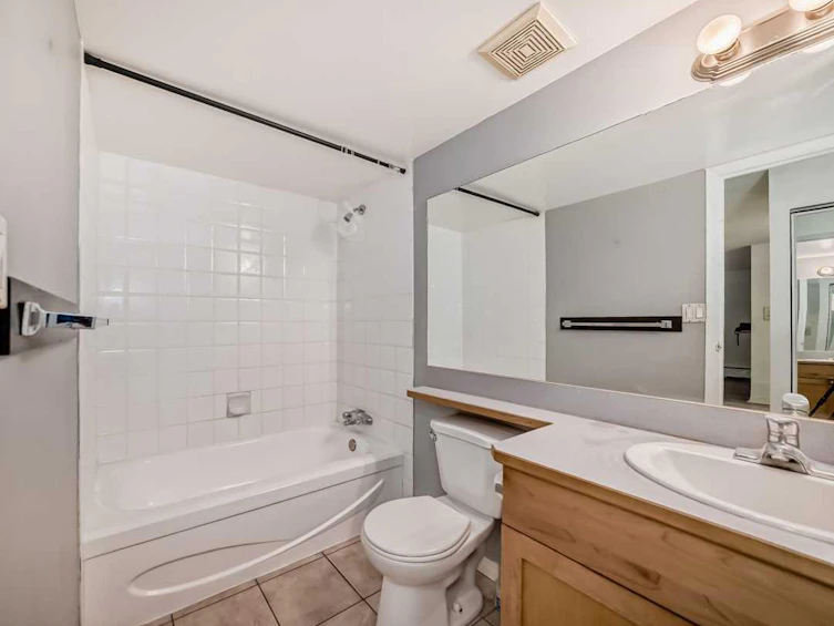 201-1334 12 Avenue SW, Calgary, AB, T3C 3R9 - 11