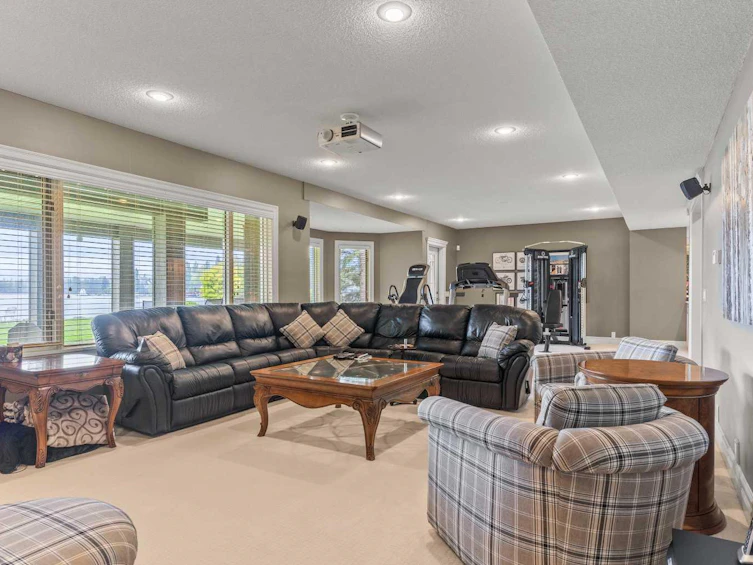 230 Mckenzie Lake Bay SE, Calgary, AB, T2Z 2H2 - 33