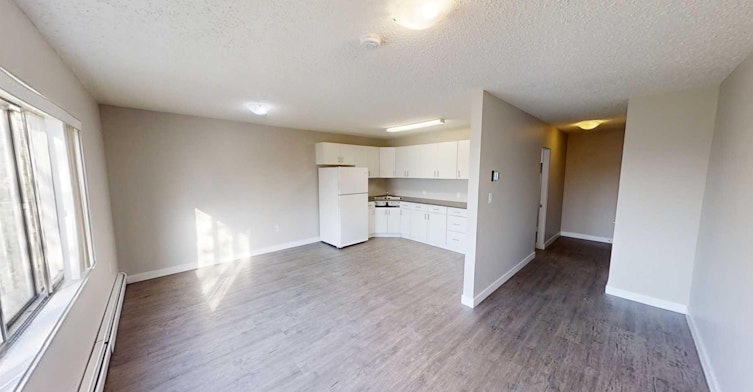 302-9926 105 Avenue, Grande Prairie, AB, T8V 1G9 - 2
